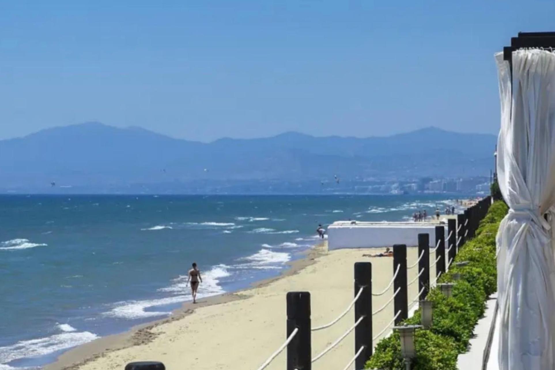 Mijas Costa - Beachside Apartment-B Sitio de Calahonda 外观 照片